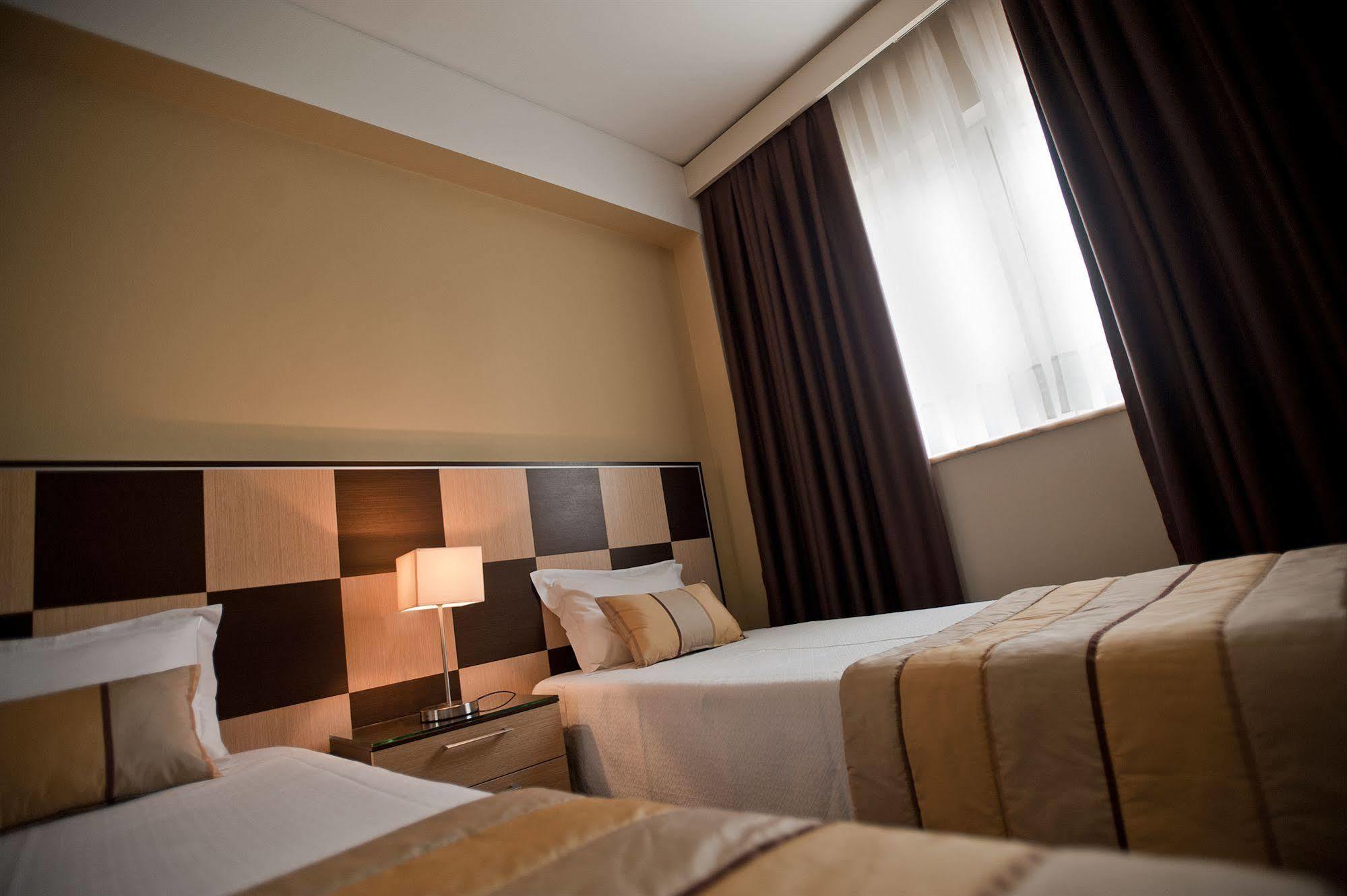 Wot Porto Hotel Exterior foto